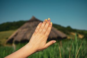 ile kosztują paznokcie żelowe